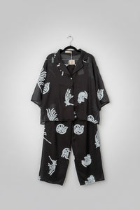 Conjunto café y negro con estampado