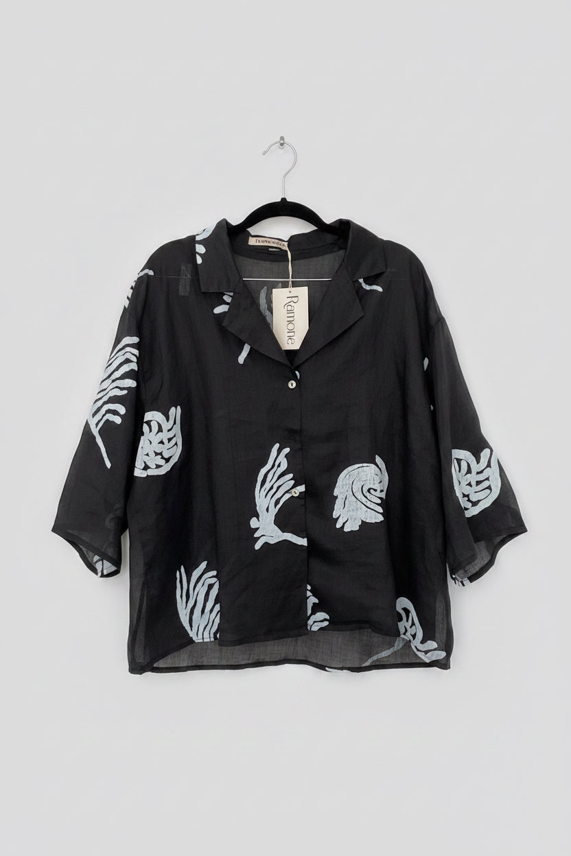 Conjunto café y negro con estampado