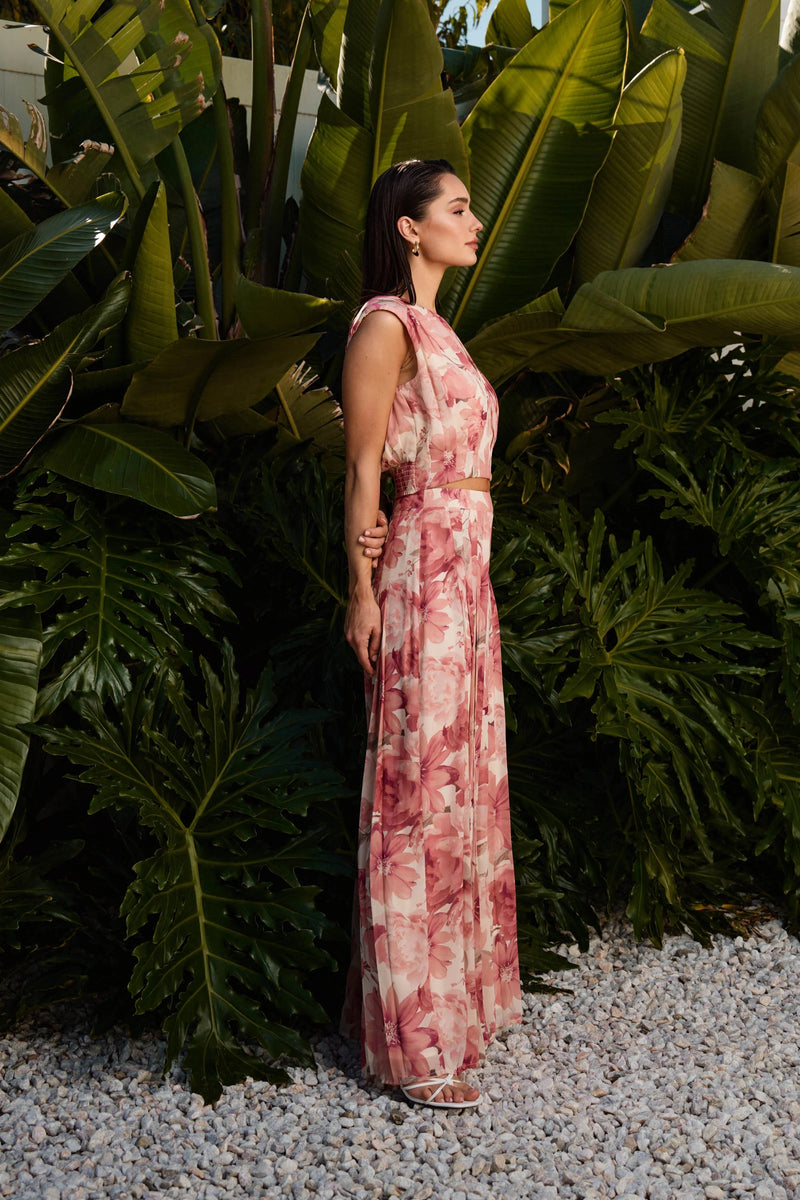Conjunto floral crop top y pantalón palazzo