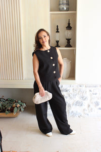 Conjunto Chaleco y Pantalón Negro Botones Dorados