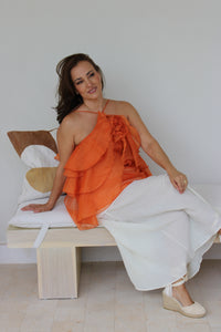 Blusa de Gasa con Detalle Floral y Volantes