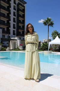 Conjunto Falda y Blusa Manga Larga Verde