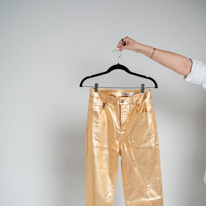 Pantalón metálico