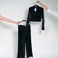 Conjunto torero y pantalón negro