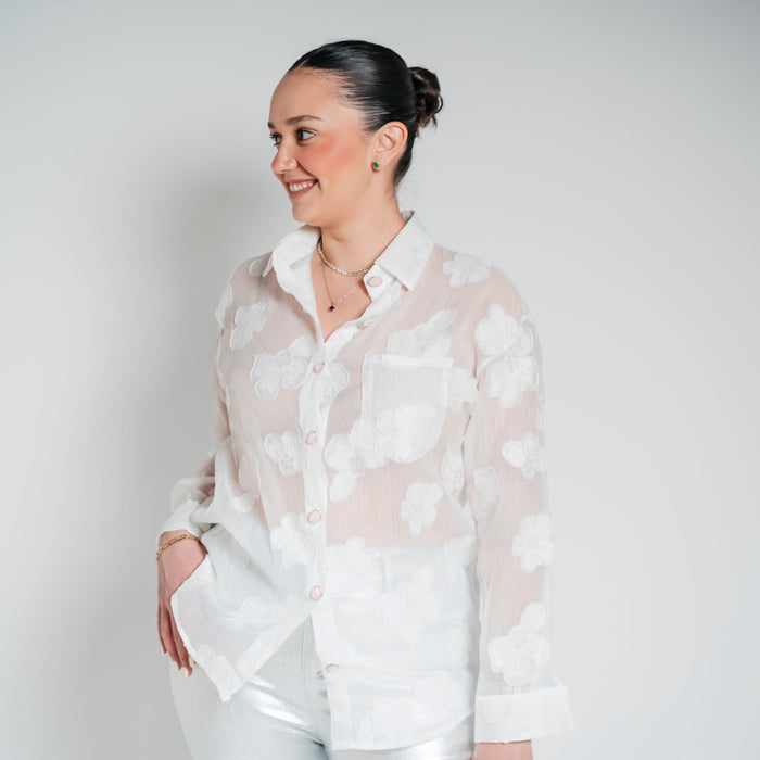 Blusa con flores y botones tipo cuarzos