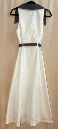 Vestido Blanco Cuello Contraste con Corbata