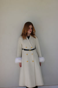 Abrigo Blanco Largo con Puño Fox