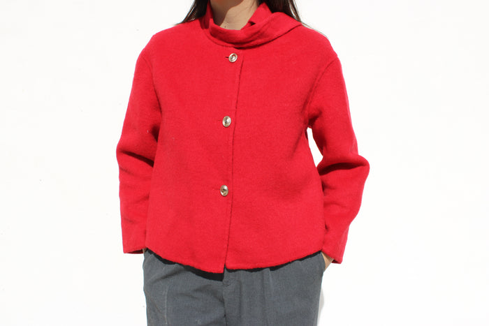 Abrigo Corto Rojo