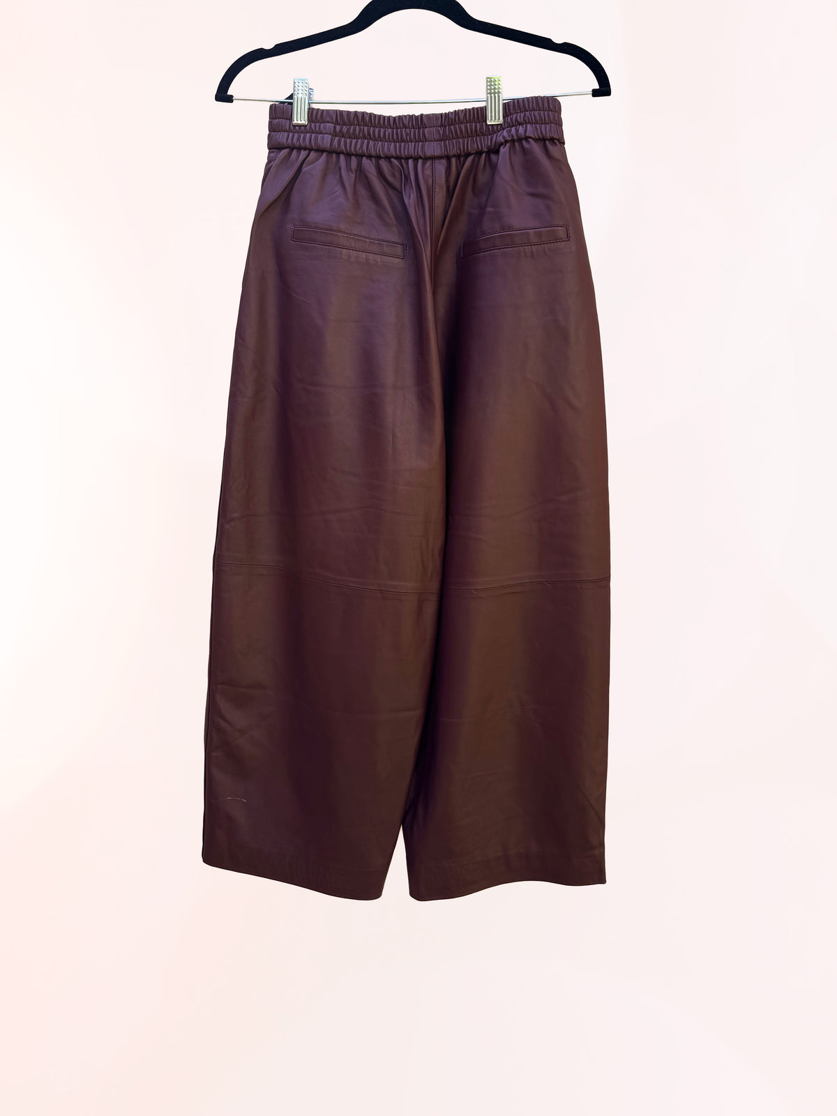 Pantalón piel corte globo