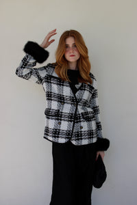 Abrigo Tweed Blanco y Negro Puño Fur